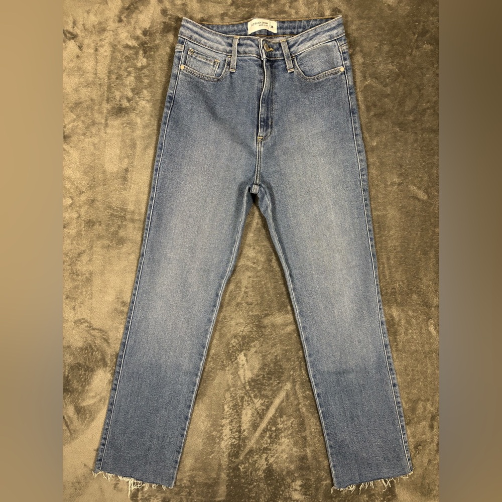 Just Black Straight Leg Jeans Size 28 Destructed Hem